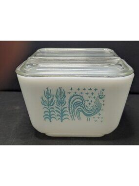 Vintage Pyrex 501 Blue Amish Butter print Refrigerator Dish Glass Lid 1.5 Cup